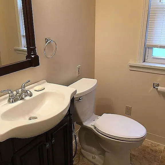 3 bed, 1394 sqft, $1,000 — Photo 3