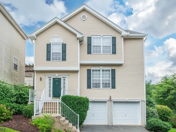 44 Brock Ln, Mount Olive Twp., NJ 07840