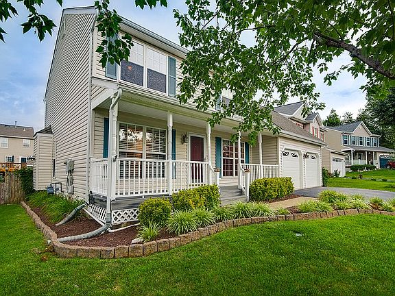 2nd image of 7 Ella Ct