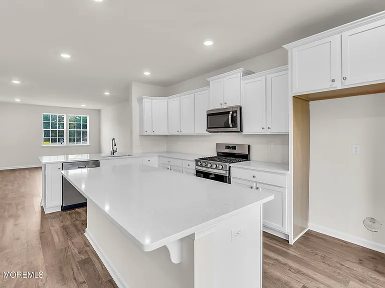 22 Forest Park Dr — Photo 10