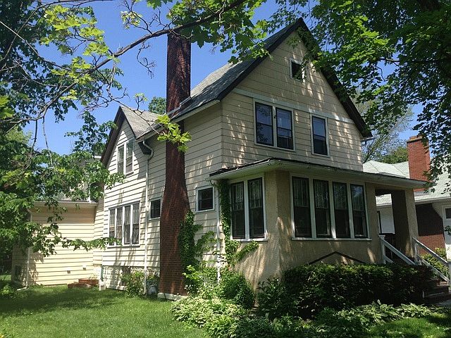 1st image of 813 Forest Ave