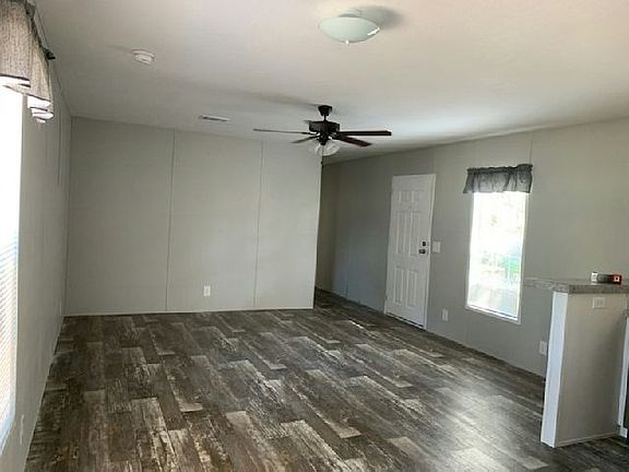 5th image of 9309 Victoria Ln #399