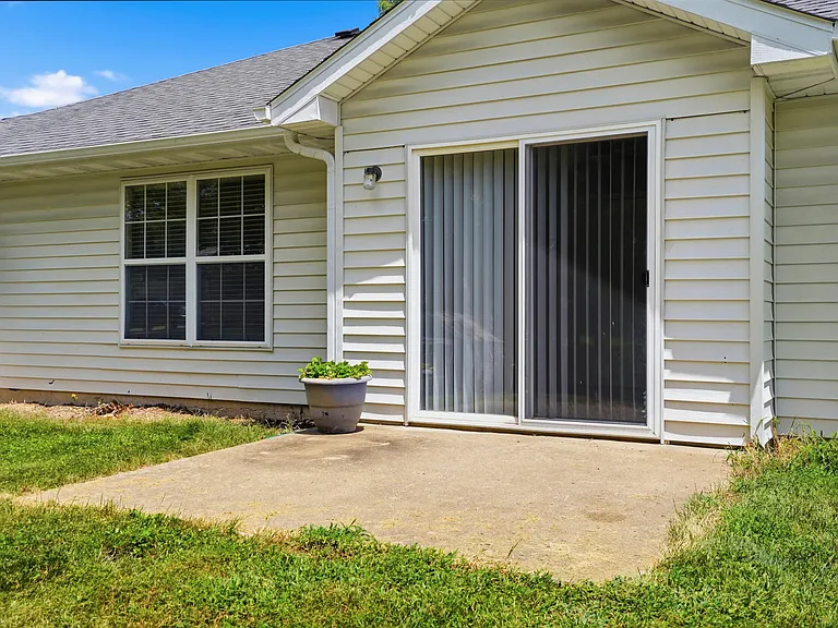 5206 Gasconade Dr — Photo 27