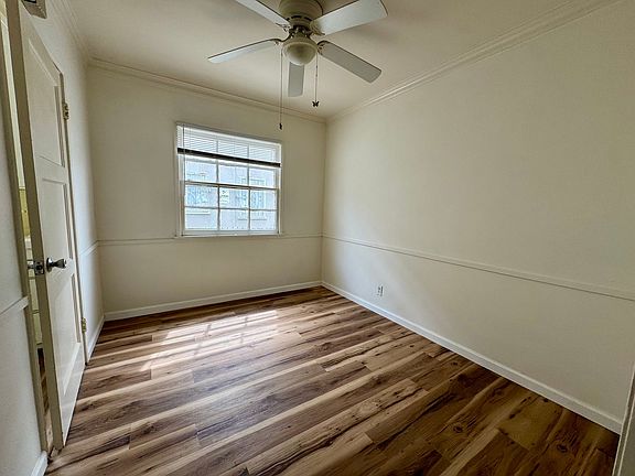 2nd image of 1624 S Bronson Ave