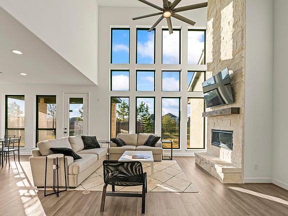 4th image of 24003 Wheatgrass Grove Ln