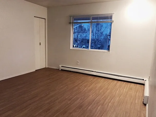 1011 W 76th Ave — Photo 14