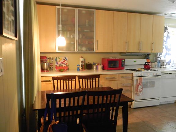 2nd image of 2901 Hall Dr SE