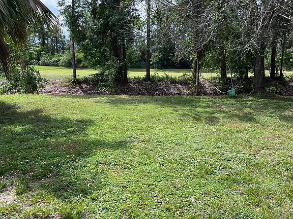 4th image of 2766 SE Ibis Ave