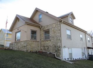 5811 Orchard Ave, Omaha, NE 68117