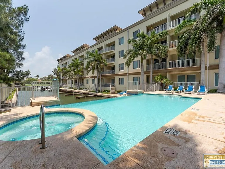 5909 Padre Blvd #201 — Photo 28