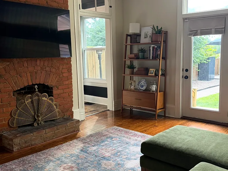 1623 Rosewood Ave — Photo 12