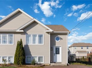 47 Nugent St, Dieppe, NB E1A0S7