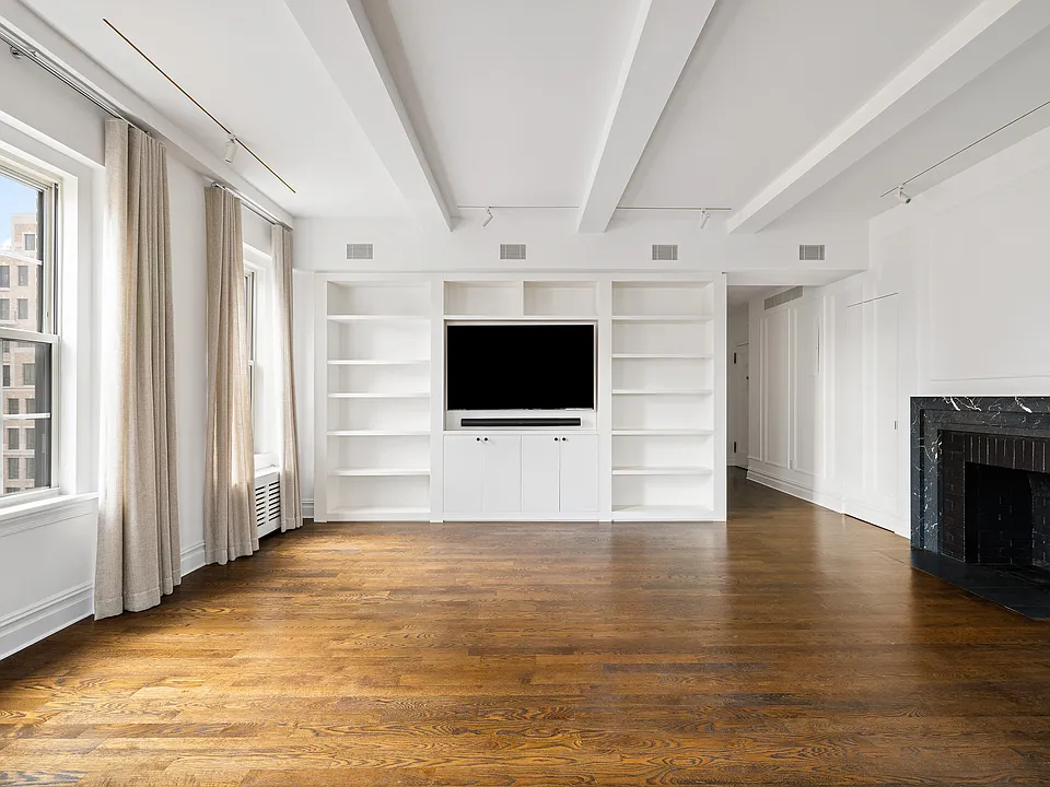 25 5th Ave #14C