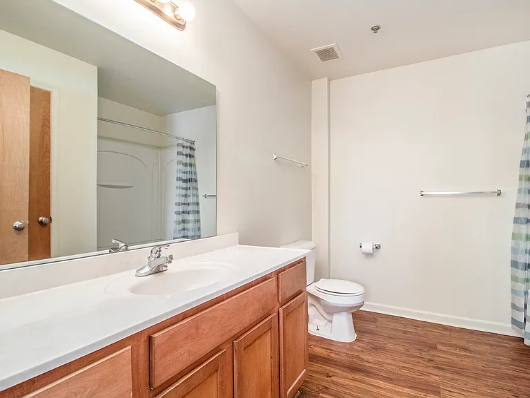 611 Church St. — Photo 11