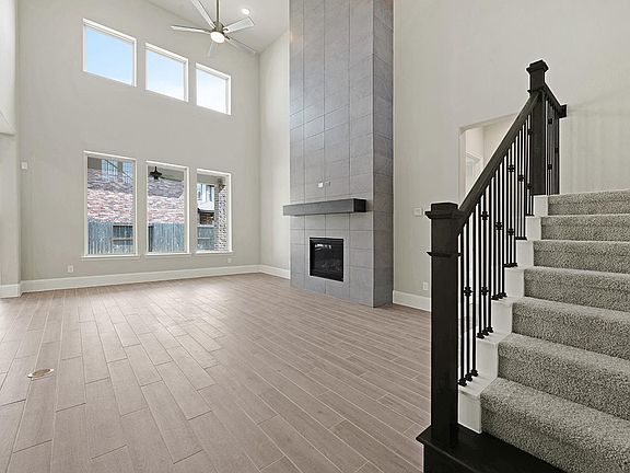 The Deerfield II Family Room