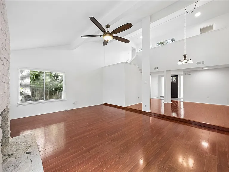 2609 Monarch Dr — Photo 5