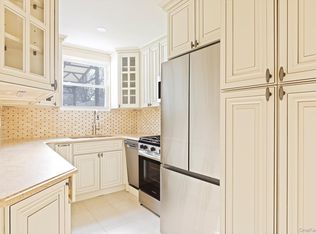 144-14 68th Ave, Flushing, NY 11367