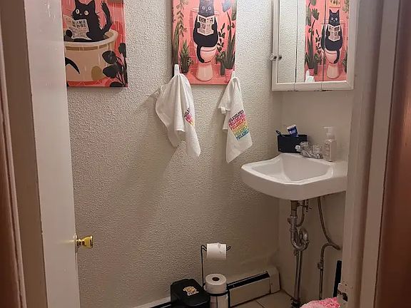 5th image of 2317 Parrish St APT 1F