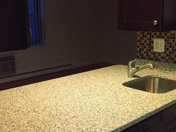Large Counter-top Space 