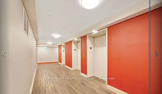 20 Meadowglen Pl E #822 — Photo 32