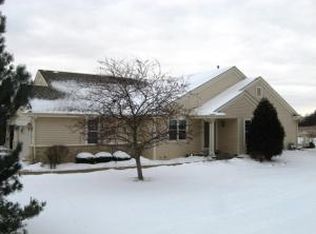3520 Rapids Trl, Waukesha, WI 53189