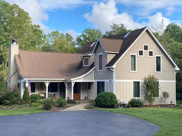 5925 Old Sawmill Rd, Fairfax, VA 22030