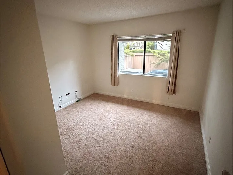 352 Deerfield Ave #47 — Photo 4