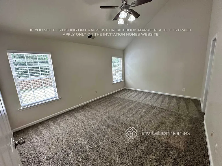8806 Laurel Run Dr — Photo 12