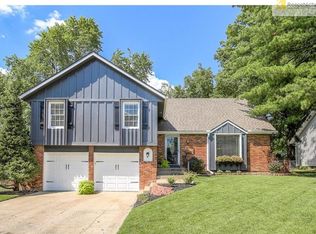12830 W 100th Ter, Lenexa, KS 66215