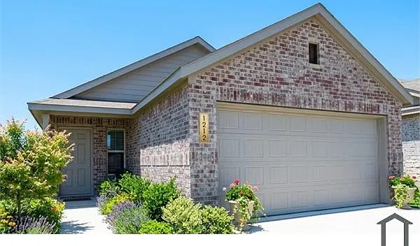 1212 Canyon Wren Dr