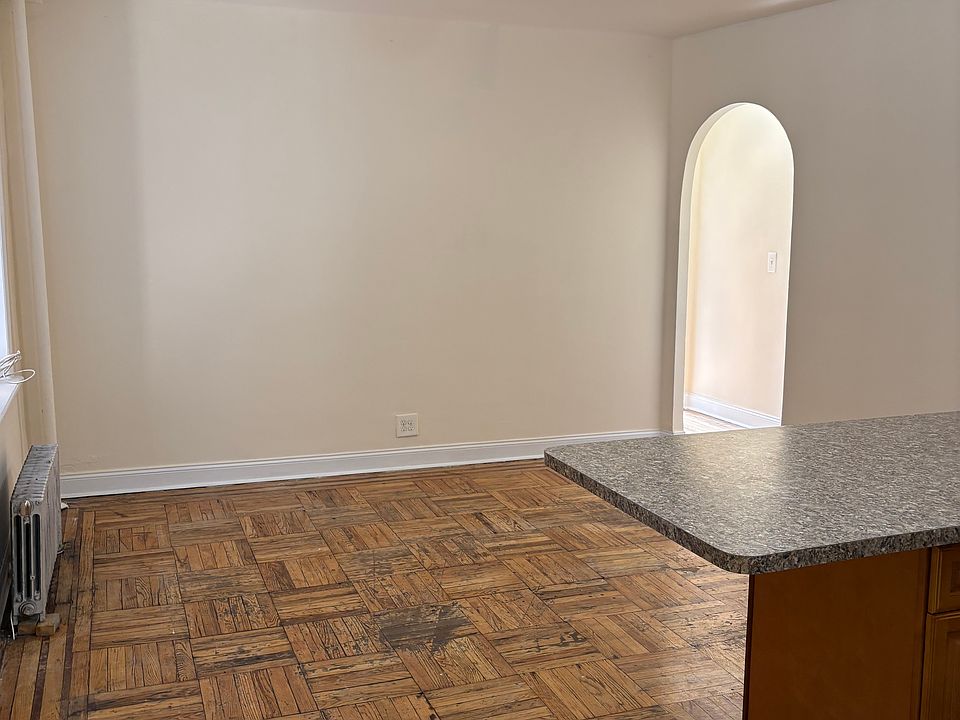 1st image of 501 W 184th St APT 1D