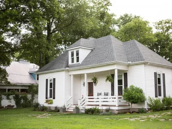 8769 Horton Hwy, College Grove, TN 37046
