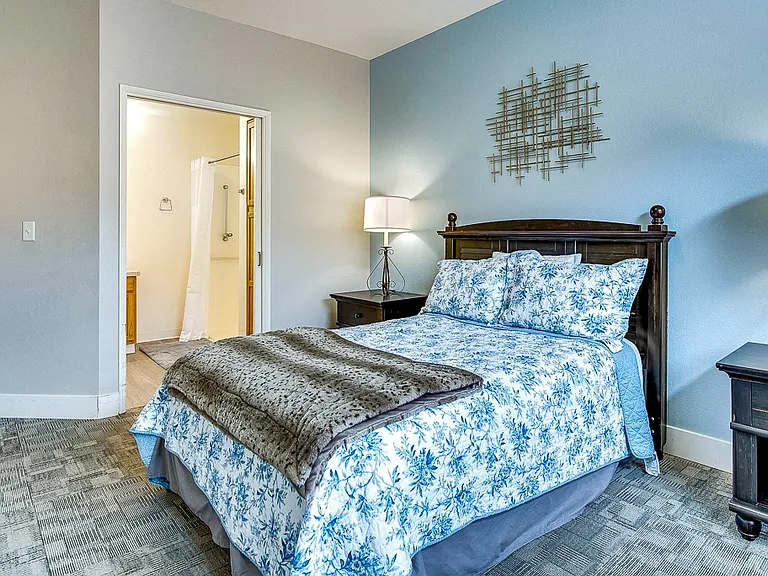 Gateway Park - 55+ Active Adult Apartments — Photo 9