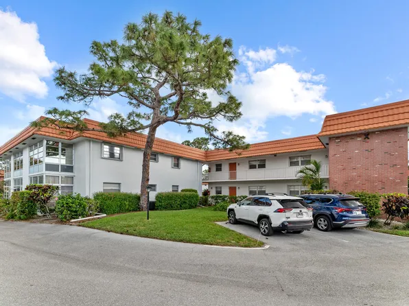 2600 SE Ocean #X-9, Stuart, FL 34996