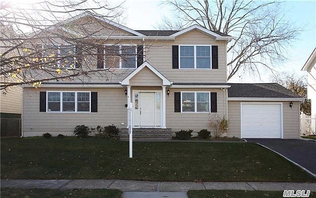 1st image of 803 Gehrig Ave