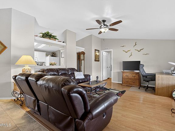 4th image of 26402 S VALENCIA Avenue
