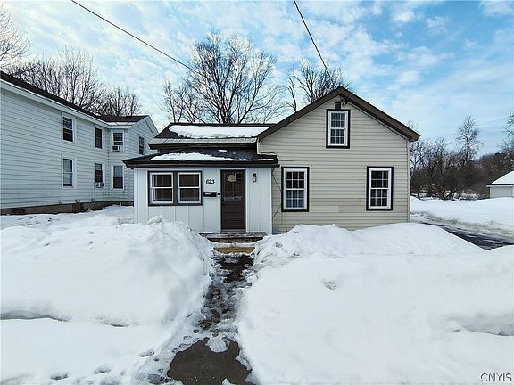 2nd image of 623 W Thomas St