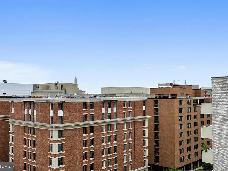 2401 Washington Cir NW #H-803 — Photo 33