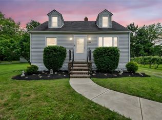 6753 Bunker Rd, North Royalton, OH 44133