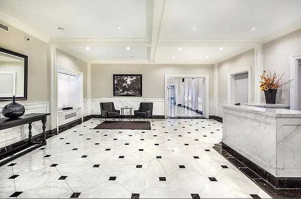 Rented by Yangtze Hudson LLC | media 11