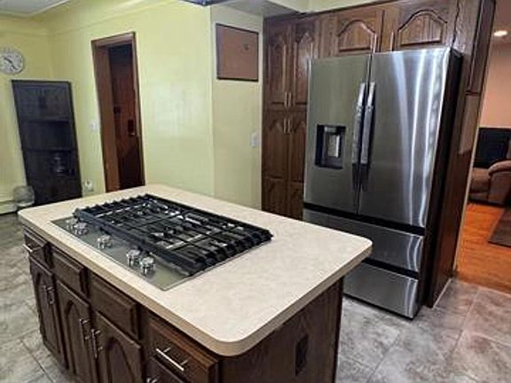 5th image of 29210 Geraldine Ct