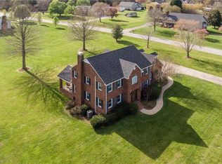 171 Lodgecrest Dr, Winston Salem, NC 27107