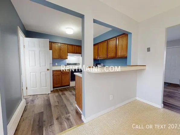 114 Main Rd S, Hampden, ME