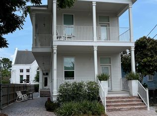 7631 Burthe St #A, New Orleans, LA 70118