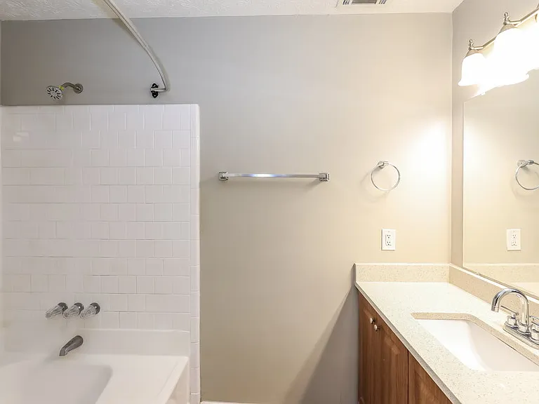 527 Brookfield Way — Photo 10