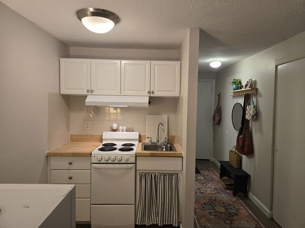 236 Low St APT 5