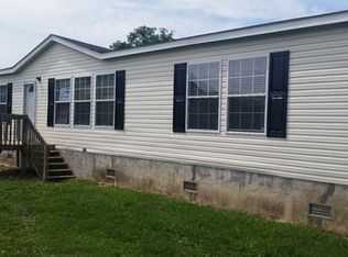 2067 Sparrow Ln, Morristown, TN 37813