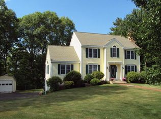 95 Windsor Ridge Dr, Northbridge, MA 01534