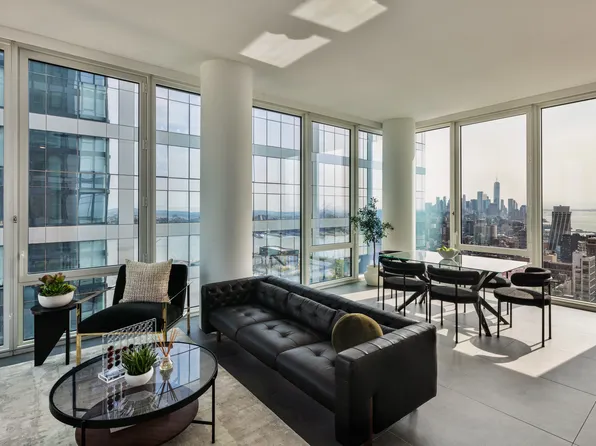 606 West 30th Street image 1 of 26