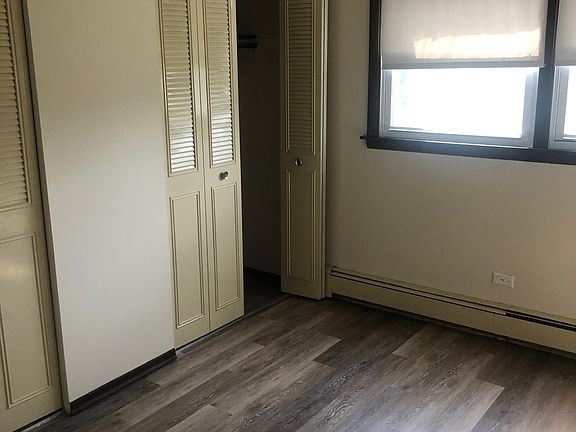 5th image of 9825 El Cameno Ct APT 2E